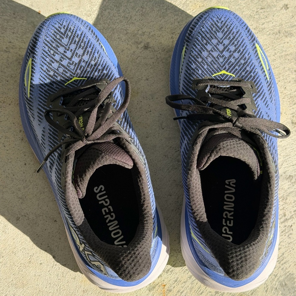Women’s Hoka Clifton 9 - Picture 2 of 5